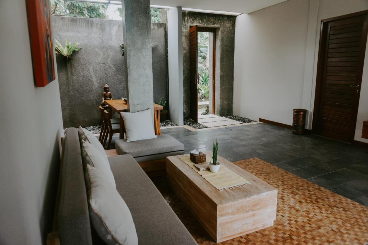 Anggira Villa Ubud ภายนอก รูปภาพ
