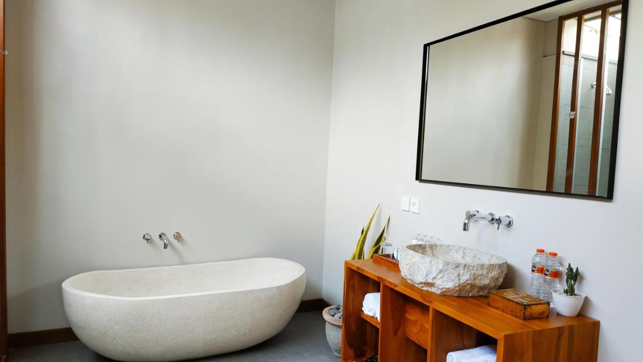 Anggira Villa Ubud ภายนอก รูปภาพ
